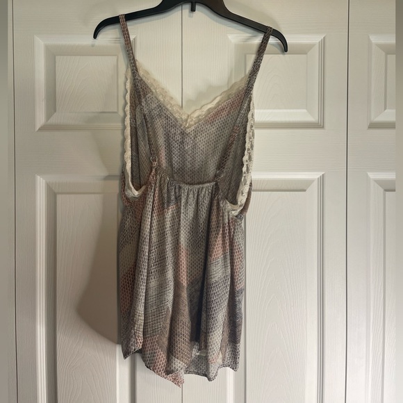 Romper - Picture 2 of 2